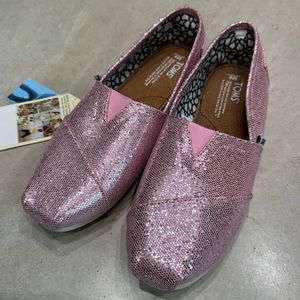 Pink Glitter Toms 💖